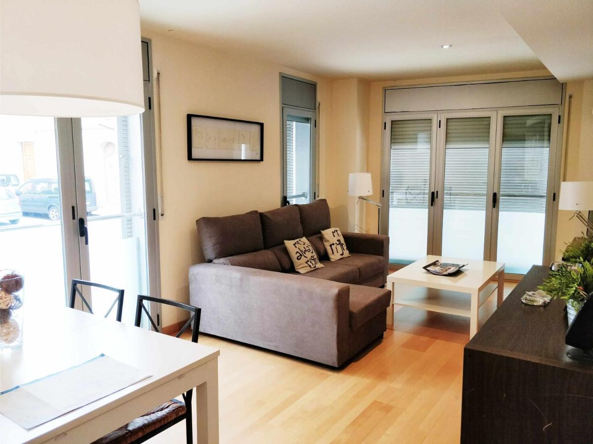מטארו Mazi Apartments Downtown מראה חיצוני תמונה