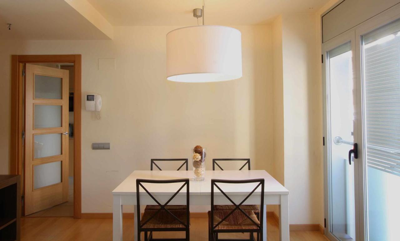 מטארו Mazi Apartments Downtown מראה חיצוני תמונה